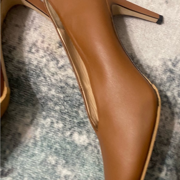 NWOT Club Monaco BRENNAHA PUMPS IN COGNAC - Picture 7 of 8